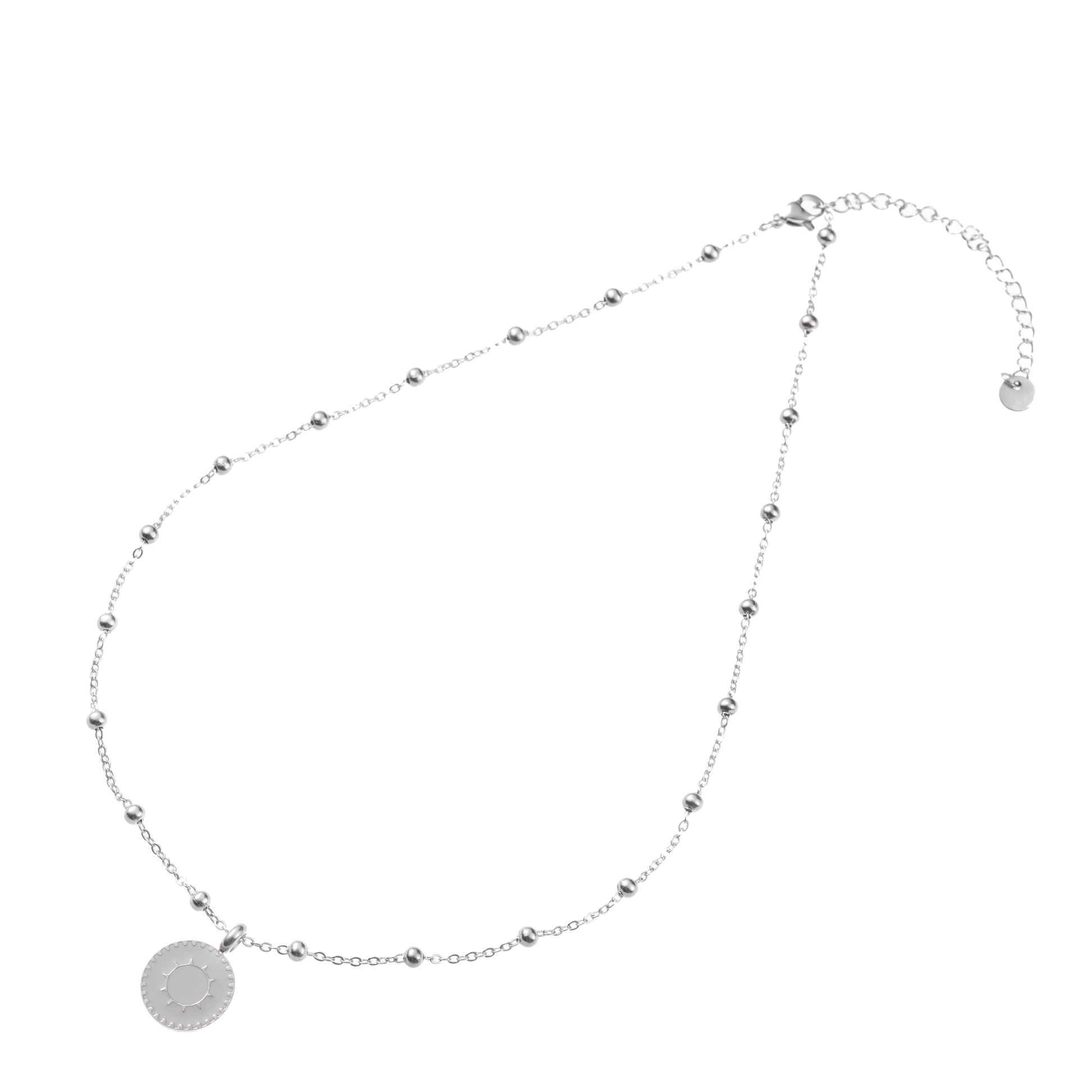 Colier din argint cu pandantiv reprezentând un soare alb.